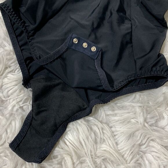 SMOOTHIE Beyond Backless shapewear lace detail convertible straps snaps sz 34C - Picture 4 of 9